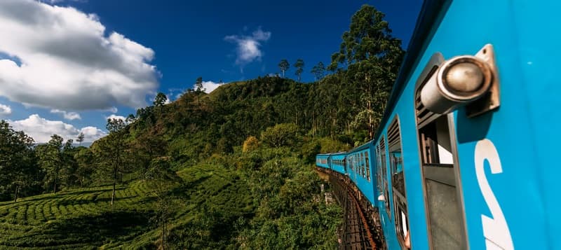 Scenic railway journey near Demodara and Ella
