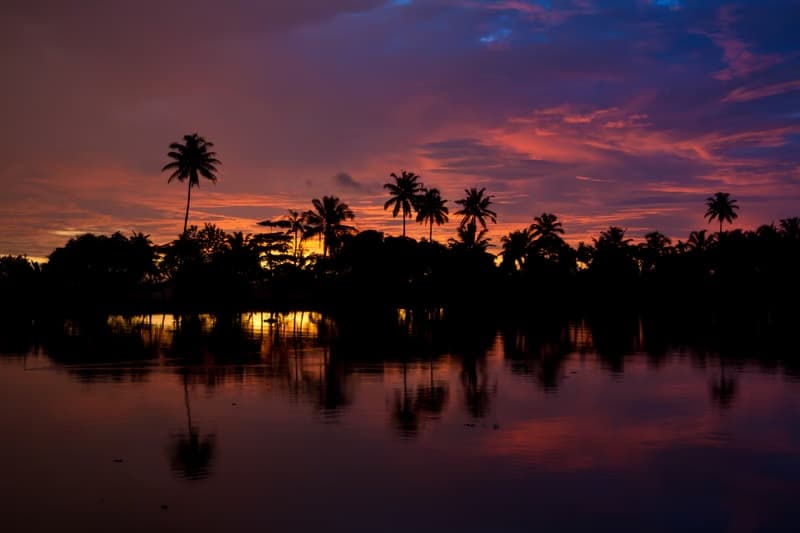 Tropical sunset in Bentota