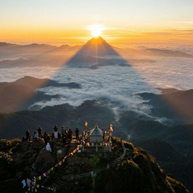 Sunrise from Adam's Peak in Sri Lanka